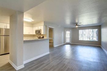 Kitchen and dining room with breakfast bar